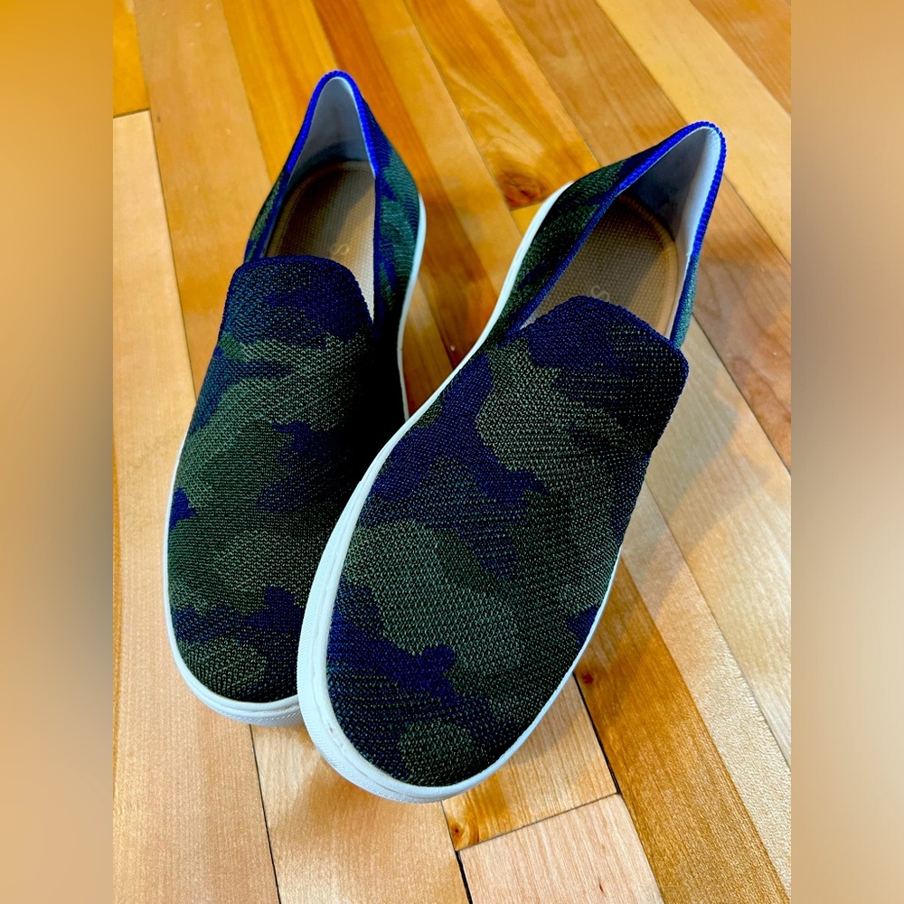 Rothy’s loafer camo 7.5 like new!